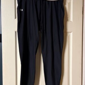 EUC under armour jogger